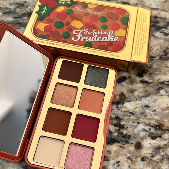 Too Faced Other - 🍭🍰Forbidden Fruitcake Too Faced Palette Limited Edition